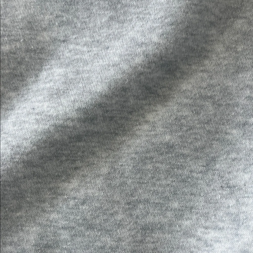 Men’s XXL Nike Gray Crewneck Sweatshirt with Blue STATES Graphic - Picture 11 of 12